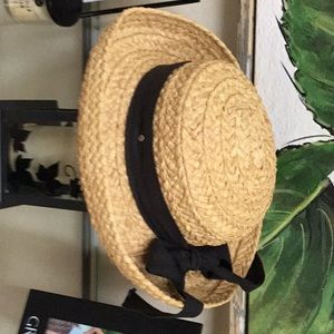 Vintage Helen Kaminski raffia hat